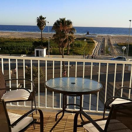 Apartamento Dos Faros Конил-де-ла-Фронтера Екстериор снимка